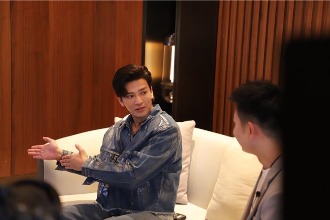 陈晓东宣布启动《REFLECTION心有独锺30周年》巡迴演唱会。（火爆娱乐提供）