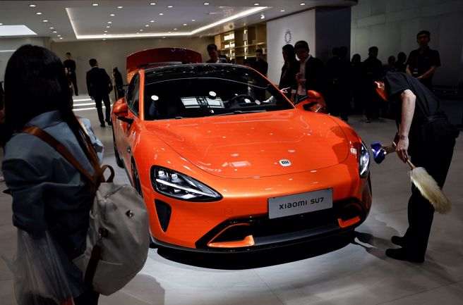 小米SU7热销，车主不乏高端消费者。（图／路透社）