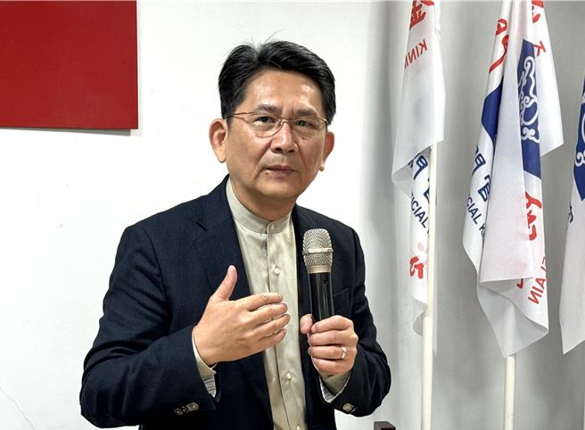 县府秘书长谢世杰因个人因素今请辞获准，将专任金门酒厂(厦门)贸易有限公司董事长。(于家麒摄)