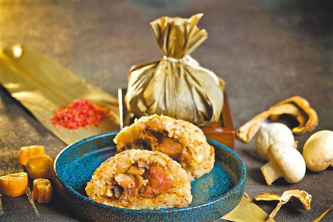 新品「肝菌梅膏肉排藜麥粽」結合潮式特色梅膏醬，主打潮式創新風味，6入優惠價1288元。（潮品集潮州餐廳提供）