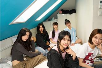 直击／幻蓝小熊首尔400万宿舍曝光   「最美国中生」想家以泪洗面