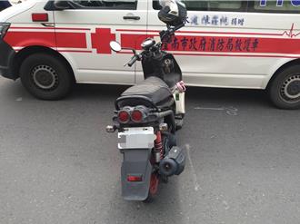 救護車載病患就醫 慘遭女騎士攔腰撞