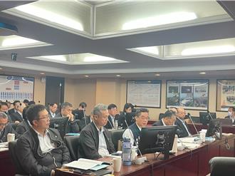 住戶盼社子輕軌別走高架 憂心忠誠路欒樹景觀遭破壞