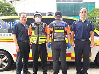 立领避割喉风险！防切割穿刺救护背心 台南消防局获赠64件