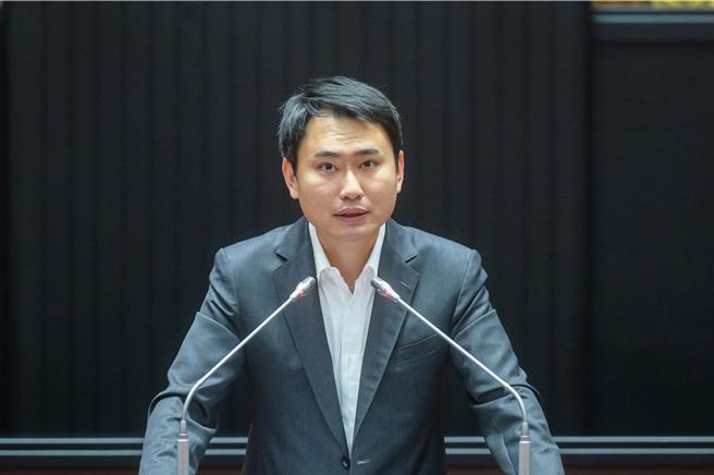 民进党立委陈冠廷表示，他多次跟国防部长或国安局长等相关首长都提过，加入国防供应链确保我国有足够的能力，对于我国国防绝对有帮助。（立委陈冠廷办公室提供／游念育台北传真）