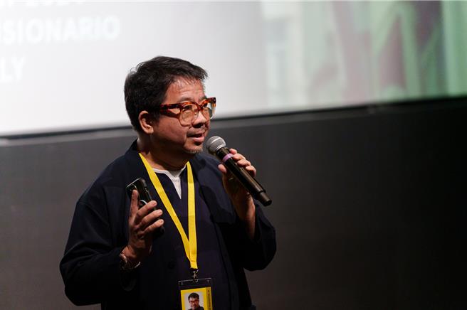 國家影視聽中心董事長褚明仁率領代表團出席本屆義大利遠東影展，並向義大利觀眾介紹李行導演作品。（攝影師Luca Chiandoni／遠東影展提供）