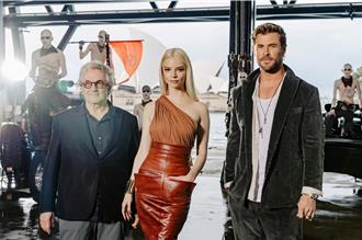 精靈女神新片剃平頭 土中翻滾喊「當補妝」