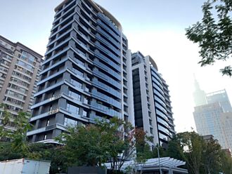 冠德、云品获利衝 交投活络