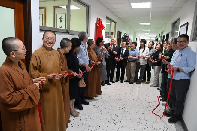 佛光大学各级主管与佛光山法师等约30名嘉宾受邀观礼。（照片/佛光大学提供）
