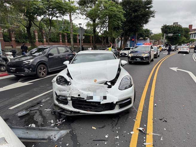 仁本女總經理遭張男逆向開車撞傷。（警方提供）