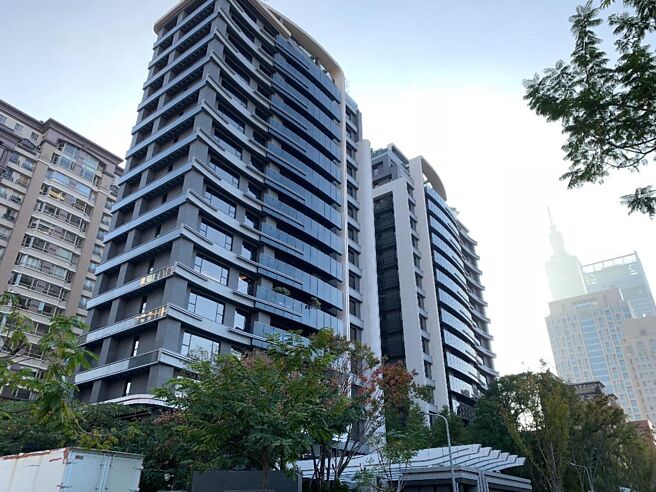 冠德三重心天匯加计台北市大直湛、安沐居、冠德信义豪宅案持续去化与递延交屋以及营造、百货事业营收贡献，法人估计冠德今年营收有望年增6成。图／本报资料照片