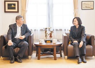 柯稱蔡有講NCC人事 府籲認錯別說謊