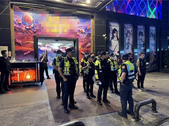 桃園警察分局持續執行雷霆除暴勤務，查獲12件刑案。（桃園分局提供）