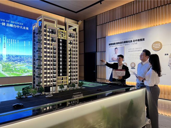 鉅陞建設在規畫、位於河南路二段與福上巷龍欣3弄的「囍御水湳」，號稱坐擁中央公園首排綠意。（林欣儀攝）