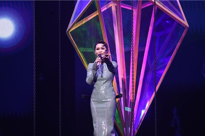 周蕙出道25周年，4日首度在台北流行音乐中心开唱。（罗永铭摄）