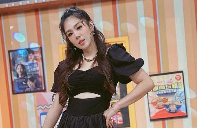 楊晨熙產後20天肚子全消。（圖／臉書 楊晨熙）