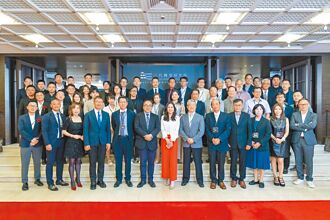 零碳大學助二代企業 轉骨成功