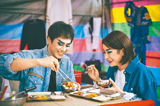 陳亞蘭演小生祕技營造CP感