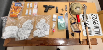 拒拦查窜逃再弃车逃逸 新湖勇警负伤！柔道压制逮犯嫌