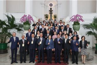 台灣出口連3年破4300億元 蔡英文：政府一定會做產業的靠山