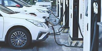 電動車股馬力足 適時低接潛力股