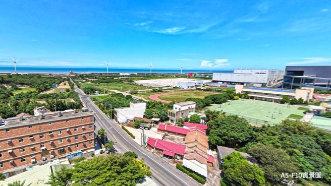 高楼层露台户可远观海景。(图/业者提供)