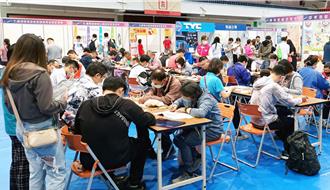 台南就業中心5月3場徵才 壯世代重返職場最多可領6萬元