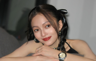 張韶涵綁雙辮子「扮高中生」  42歲真實狀態超驚人