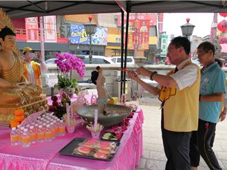 佛光山攜手北港朝天宮 舉辦浴佛活動為台灣祈福