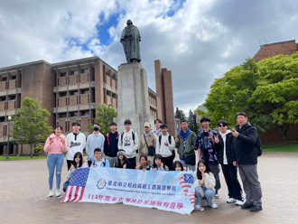 松山工農師生參訪華盛頓大學 搭輕軌與公車體驗西雅圖生活