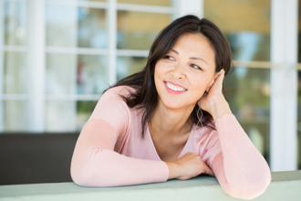 他交往50岁女友曝「1味道」 全场暴动：比年轻美眉更讚