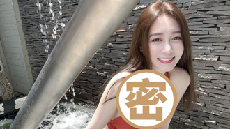 筱崎泫罕晒比基尼辣照 深V超凶身材全都露Toyz疑偷示爱