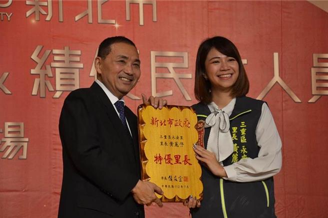 內政部長林右昌上周提出將增加里長每年年終慰問費7.5萬元。（資料照片）