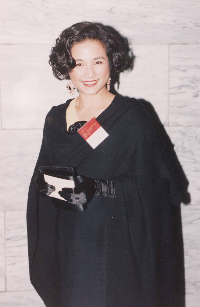 女星郑佩佩曾来台湾参加第三十届金马奖。（图／中时资料照）