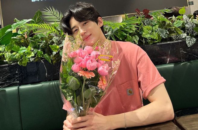 邊佑錫出演《背著善宰跑》爆紅，傳出即將來台消息。（圖／byeonwooseok IG）