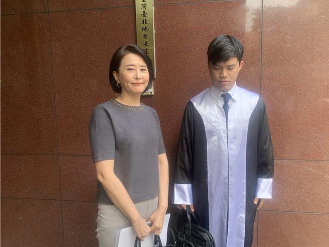 立委王鸿薇爆料屏东县前县长潘孟安担任赖清德竞选总干事北上辅选期间，入住力丽集团旗下「力能能源科技」董事长杨宗名下价值5000万的万华豪宅「力麒御品」，潘孟安提民事诉讼求偿150万元，并要求删除脸书相关贴文和网址。台北地院7日下午开庭，王鸿薇受访强调，自己有经充分查证，并非无的放矢。（图赖佩璇摄）