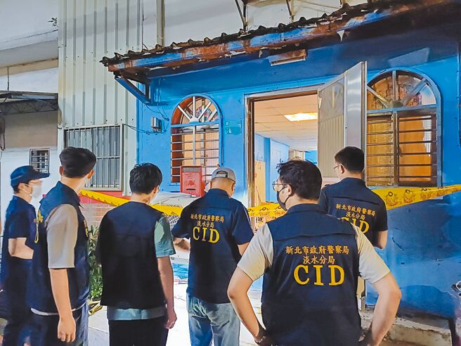 新北市淡水區5日晚間發生凶殺案，李姓男子疑侵吞工程款與前雇主談判時，先揮刀攻擊對方，卻遭對方以折疊刀狂刺10餘刀身亡。（新北市淡水警分局提供／呂健豪新北傳真）