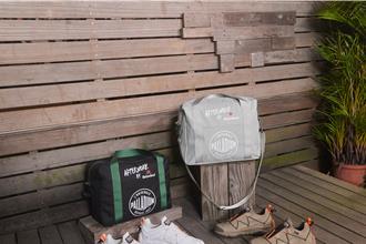 PALLADIUM跨界攜海尼根打造潮包 梅雨季入手防水鞋享7折