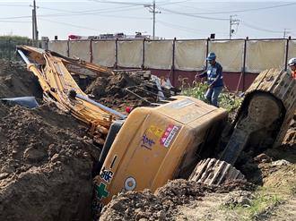 高雄工安意外！男子遭怪手壓傷 失去無意識送醫搶救