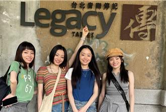 红飞林乐团四胞胎惊呼：我要摸！录音室老板揭秘金曲奖都市传说