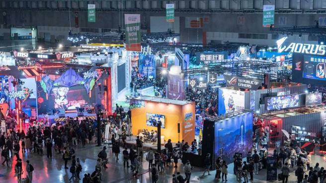 疫情影响下「宅经济」起飞，电竞商机续热，游戏开发商、电竞PC大厂续点火力抢攻市场大饼。（图／台北电脑公会提供）