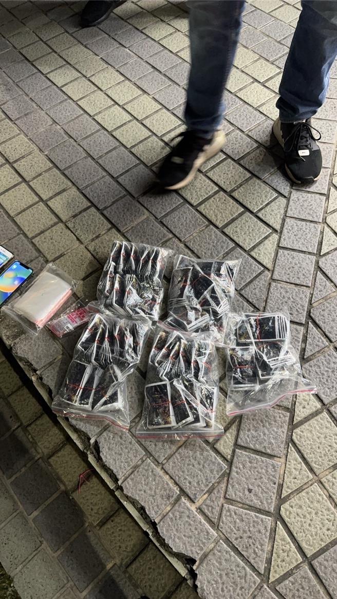 中正二警方破获小蜜蜂贩毒集团。（警方提供）