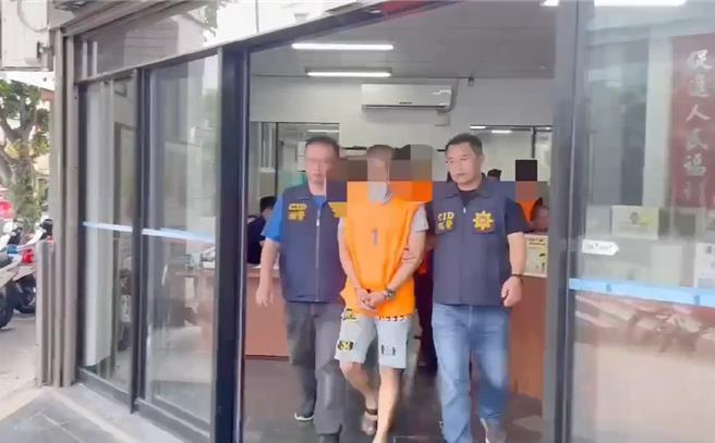 宜兰警分局辖区疑发生掳人勒赎案件，警方逮捕4名嫌犯送办。（翻摄照片）