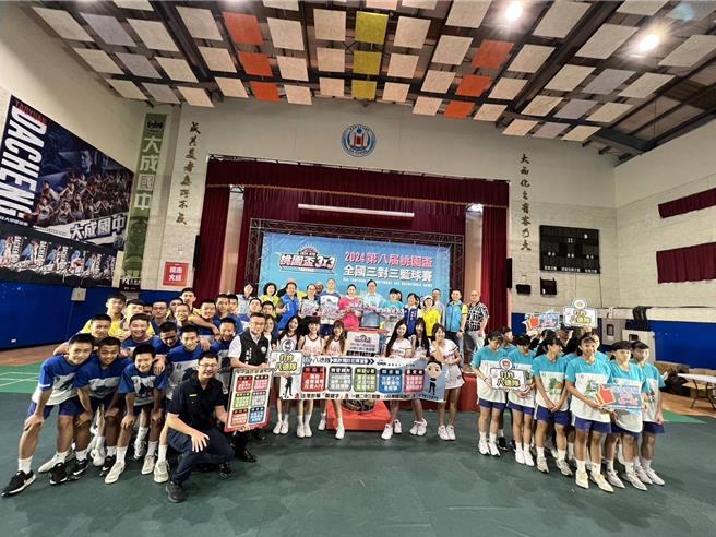 桃园市长张善政透过记者会加强对防诈宣导的力度，提高公眾对诈骗行为的警惕性，同时强化民眾识诈知能。（八德警分局提供）