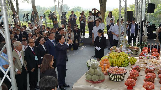 赖清德上个月在就职总统前到台南乌山头水库参加「八田与一追思会」。（宝智华摄）
