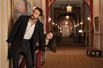 莱恩雷诺斯交「幻想朋友」新片合作《噤界》男星