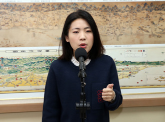 爆料千萬美元援烏 徐巧芯嗆：外交部要把我抓去關 就來啊