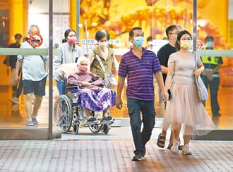 醫院繳費被念「這麼年輕看婦科？」台灣老人1毛病妹子氣炸了