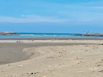 疏濬趕不上淤積 新竹漁港變溼地