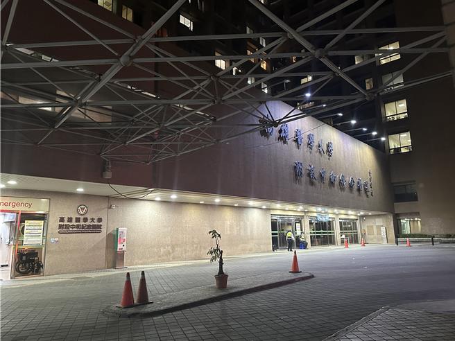 高雄医学大学附设中和纪念医院9日收到不明者所寄出的恐吓信，内容提到在高医内放置危险物品。（杨舒婷摄）